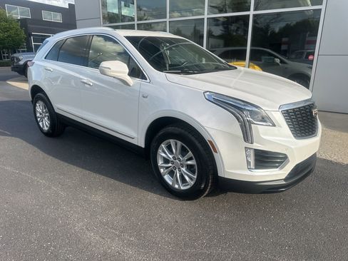 Used 2021 Cadillac XT5 Luxury FWD image 1