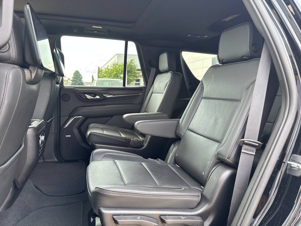 Certified 2021 GMC Yukon Denali w/ Denali Ultimate Package AWD/4WD image 37
