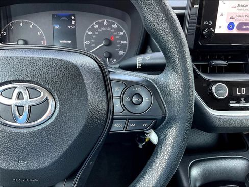 Used 2023 Toyota Corolla LE FWD image 14