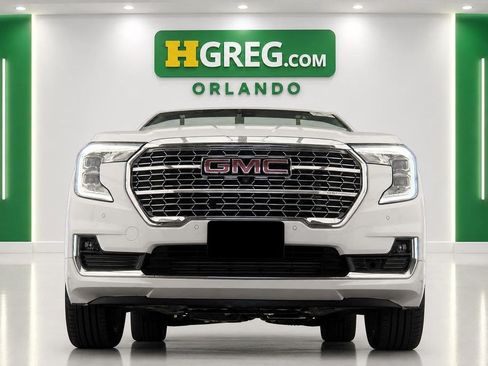 Used 2022 GMC Terrain Denali w/ Denali Premium Package AWD/4WD image 7