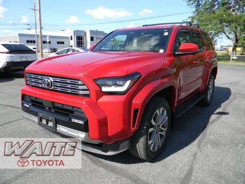 Used 2025 Toyota 4Runner Limited AWD/4WD image 6