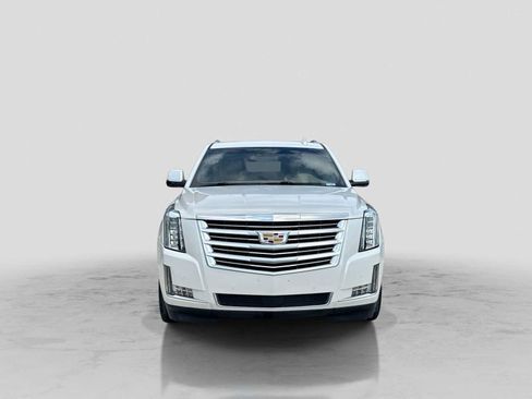 Used 2018 Cadillac Escalade ESV Platinum AWD/4WD image 9