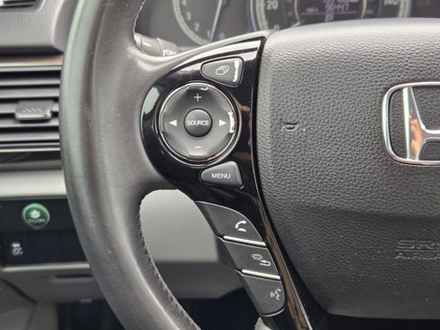 Used 2016 Honda Accord EX-L image 25