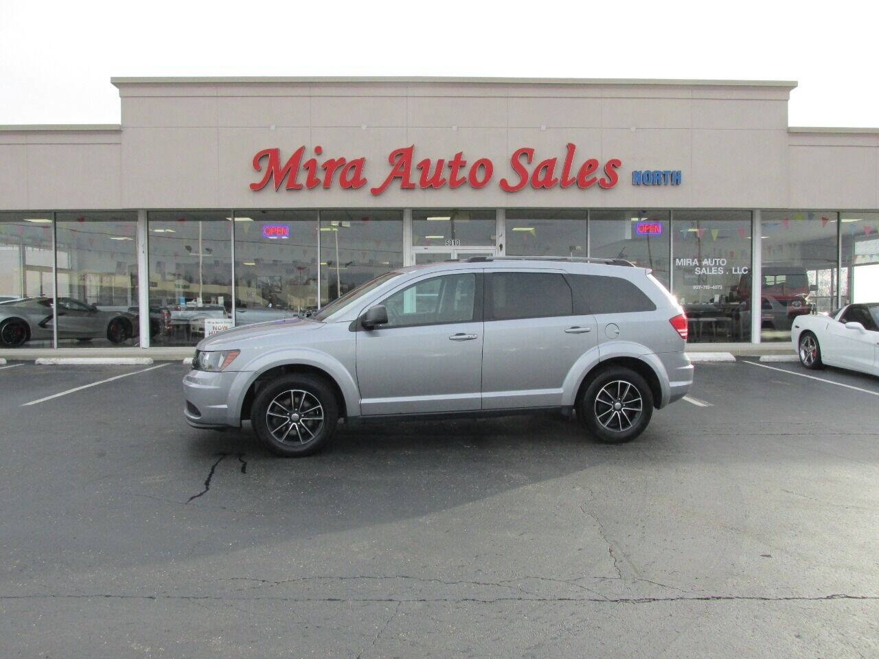Used 2017 Dodge Journey SE w/ Flexible Seating Group FWD image 1