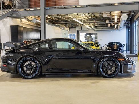 Used 2024 Porsche 911 GT3 image 7
