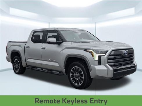 Used 2024 Toyota Tundra Limited AWD/4WD image 9