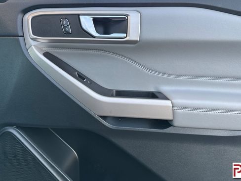 Used 2024 Ford Explorer XLT w/ Equipment Group 202A image 23