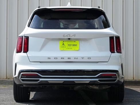 Used 2022 Kia Sorento SX FWD image 10
