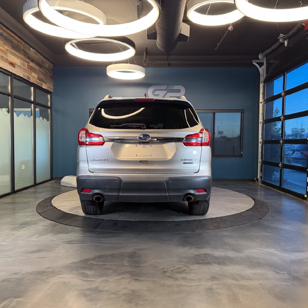 Used 2019 Subaru Ascent Limited w/ Popular Package #2A AWD/4WD image 4