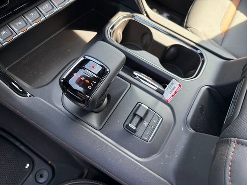 Used 2026 GMC Sierra 1500 AT4 w/ AT4 Premium Package AWD/4WD image 27