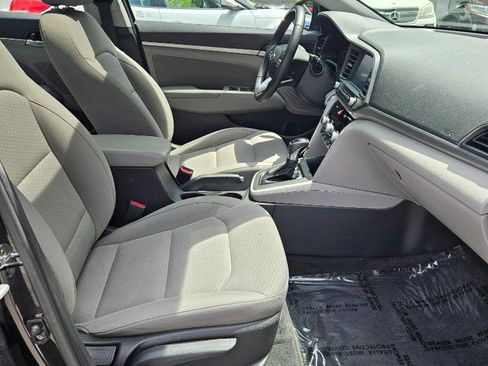 Used 2020 Hyundai Elantra Value Edition image 28