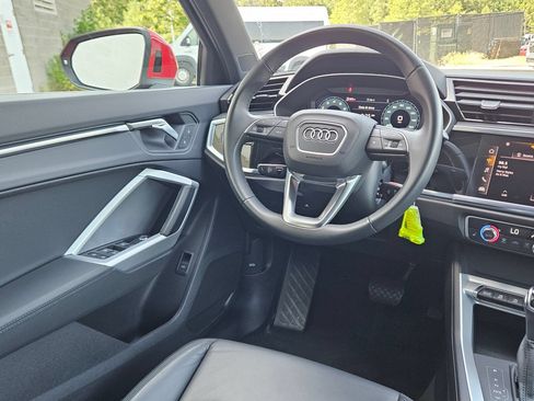 Used 2025 Audi Q3 2.0T Premium AWD/4WD image 9