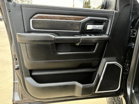 Used 2020 RAM 3500 Laramie image 9