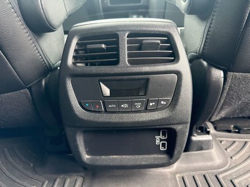 Used 2022 Honda Pilot Special Edition image 13