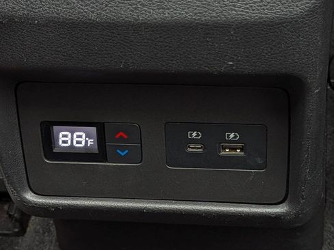 Used 2022 Nissan Rogue SL image 27