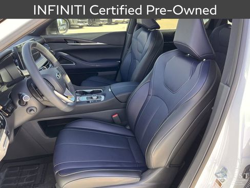 Certified 2026 INFINITI QX60 Sport w/ Dark Cargo Package image 25