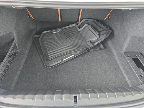 Certified 2025 BMW 430i Coupe w/ Convenience Package image 10