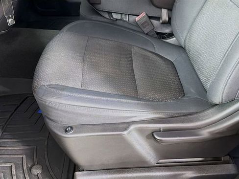 Used 2019 Chevrolet Silverado 1500 Custom w/ Custom Value Package AWD/4WD image 23