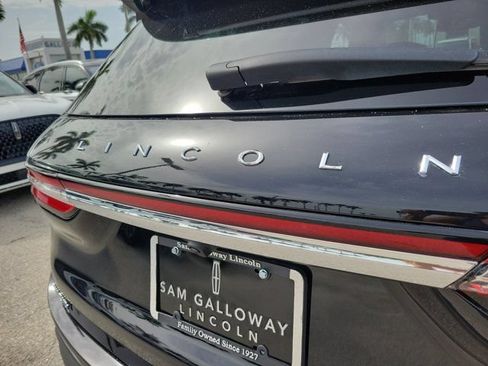 Certified 2025 Lincoln Corsair FWD image 7