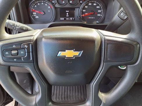 Used 2026 Chevrolet Silverado 1500 Custom image 8