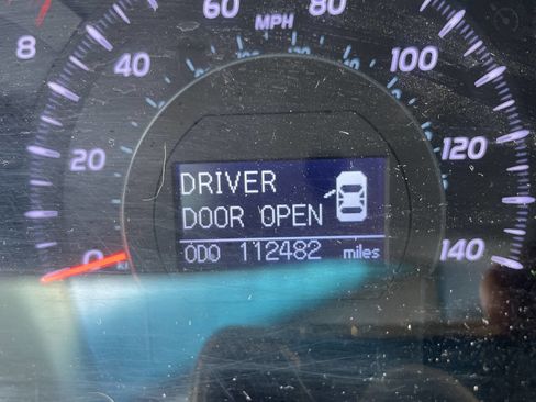 Used 2010 Toyota Camry XLE image 13