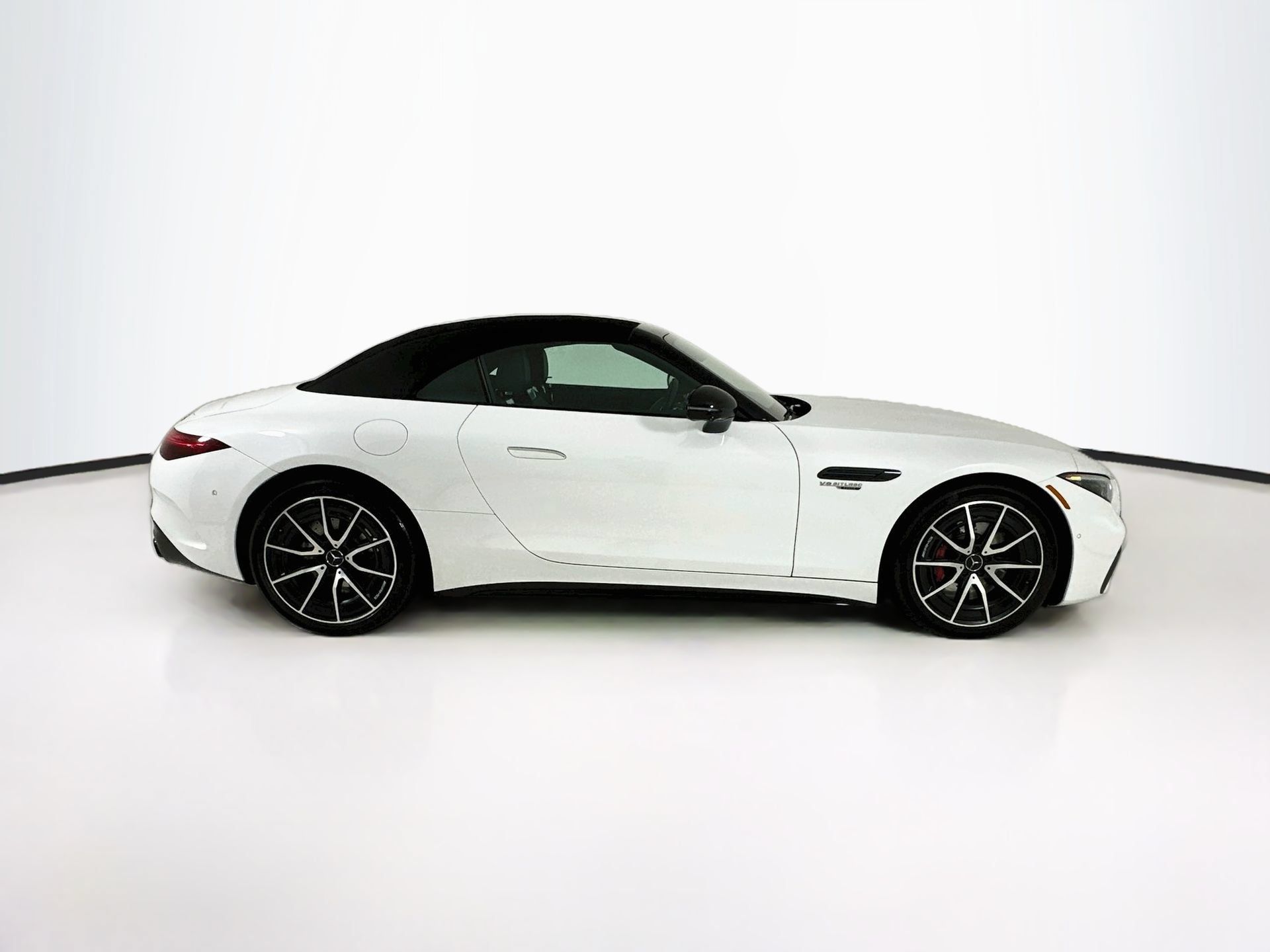 Used 2022 Mercedes-Benz SL 55 AMG 4MATIC image 9