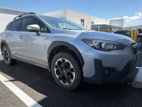 Used 2022 Subaru Crosstrek 2.0i Premium w/ Popular Package #4 AWD/4WD image 1