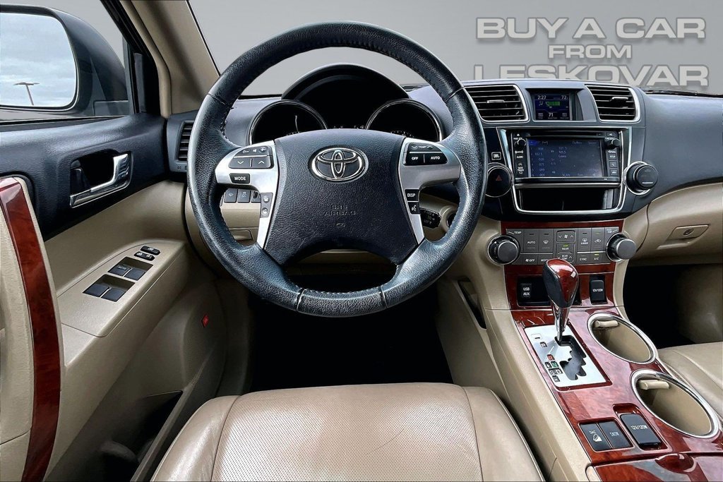 Used 2013 Toyota Highlander Limited AWD/4WD image 5
