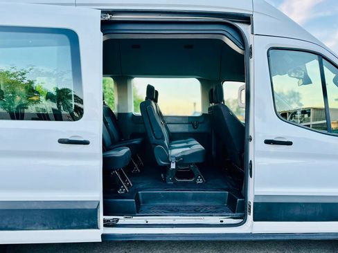 Used 2021 Ford Transit 350 XLT RWD image 8