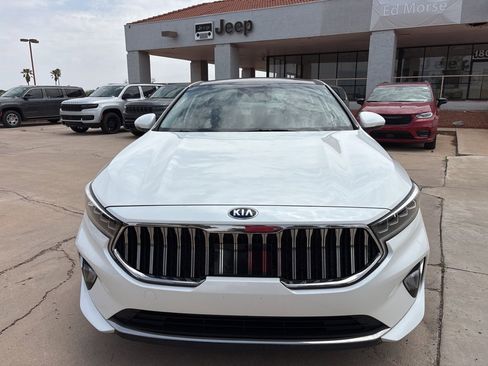Used 2020 Kia Cadenza Technology image 2