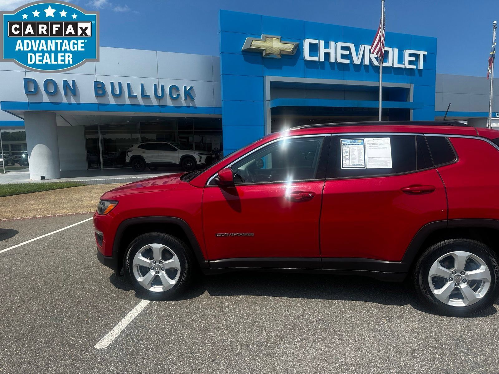 Used 2019 Jeep Compass Latitude AWD/4WD image 1