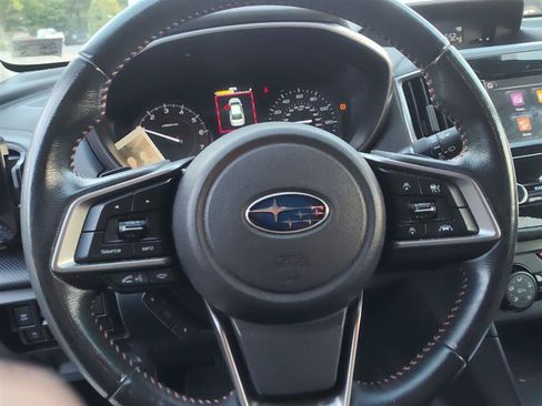 Used 2018 Subaru Crosstrek 2.0i Premium w/ Eyesight System AWD/4WD image 9