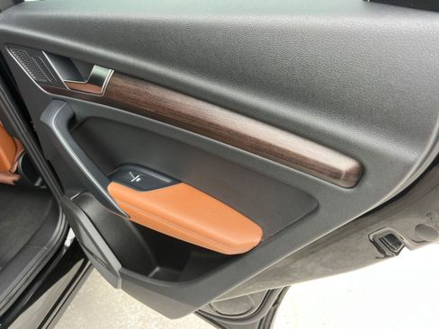 Used 2023 Audi Q5 2.0T Premium Plus w/ Premium Plus Package image 16