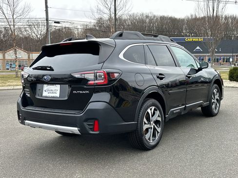 Used 2020 Subaru Outback Limited image 4