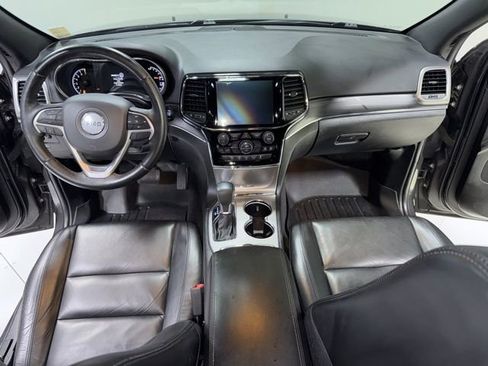 Used 2019 Jeep Grand Cherokee Limited w/ Trailer Tow Group IV image 17