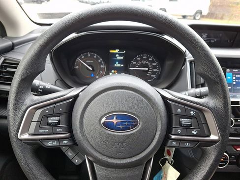 Used 2021 Subaru Crosstrek 2.0i image 18