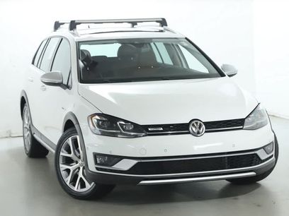 Used 2019 Volkswagen Golf Alltrack SE