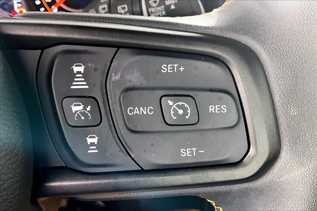 Used 2024 Jeep Wrangler Unlimited Sport AWD/4WD image 19