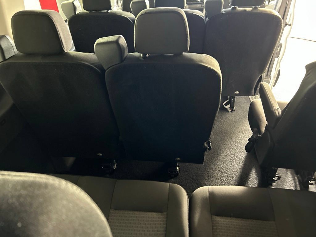 Used 2024 Ford Transit 350 XLT RWD image 23