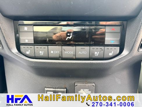 Used 2024 Toyota Sequoia Capstone AWD/4WD image 26