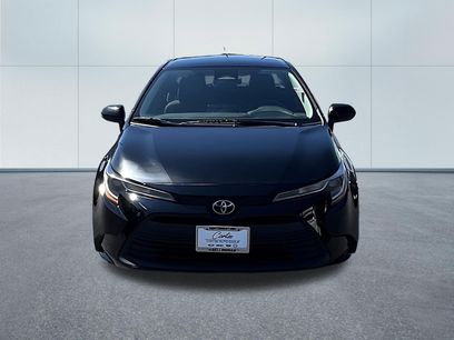 Used 2025 Toyota Corolla LE