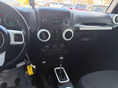 Used 2017 Jeep Wrangler Unlimited Sport w/ Quick Order Package 24S image 20