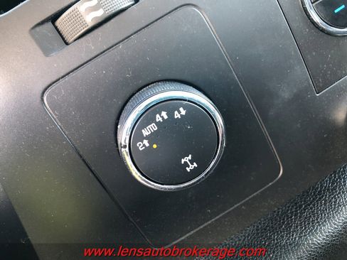Used 2011 GMC Sierra 1500 SLE w/ Power Tech Package AWD/4WD image 15