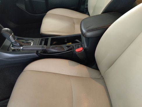 Used 2017 Subaru Crosstrek 2.0i Limited image 26