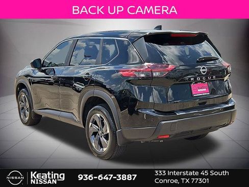 Certified 2026 Nissan Rogue SV FWD image 5