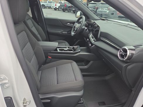 New 2026 Chevrolet Equinox LT image 12