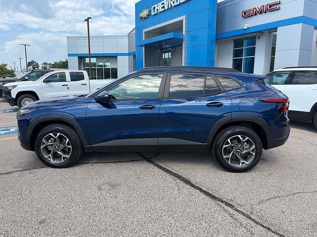 Certified 2024 Chevrolet Trax LT w/ Driver Confidence Package FWD image 3