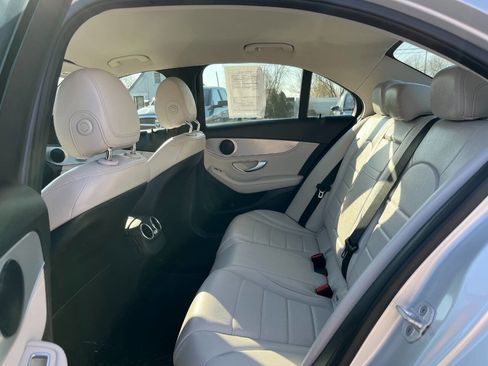 Used 2016 Mercedes-Benz C 300 4MATIC Sedan image 17