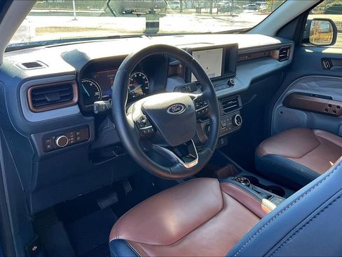 Used 2024 Ford Maverick Lariat image 14