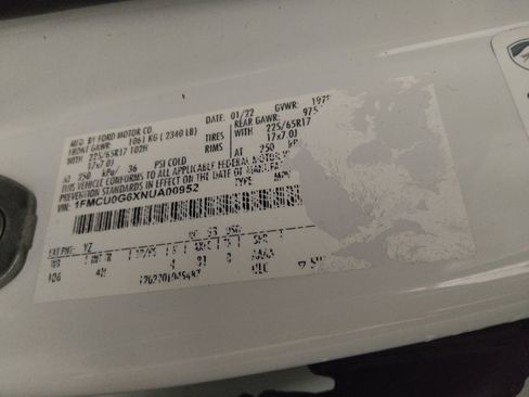 Used 2022 Ford Escape SE FWD image 33